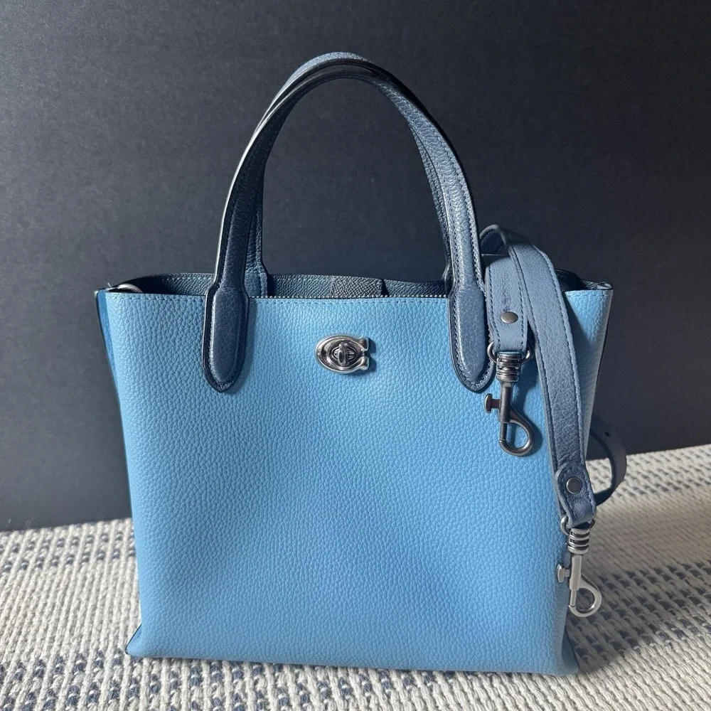 NWT COACH Willow 24 Tote Pool Multi Blue Silver Tone Hardware Leather C8561